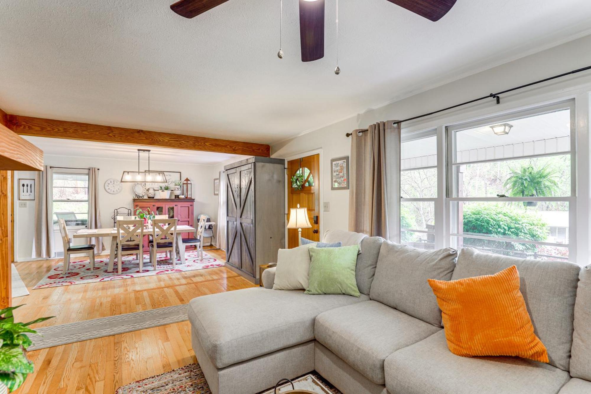 Updated Marshall Home With Fire Pit And Game Room! Exterior foto